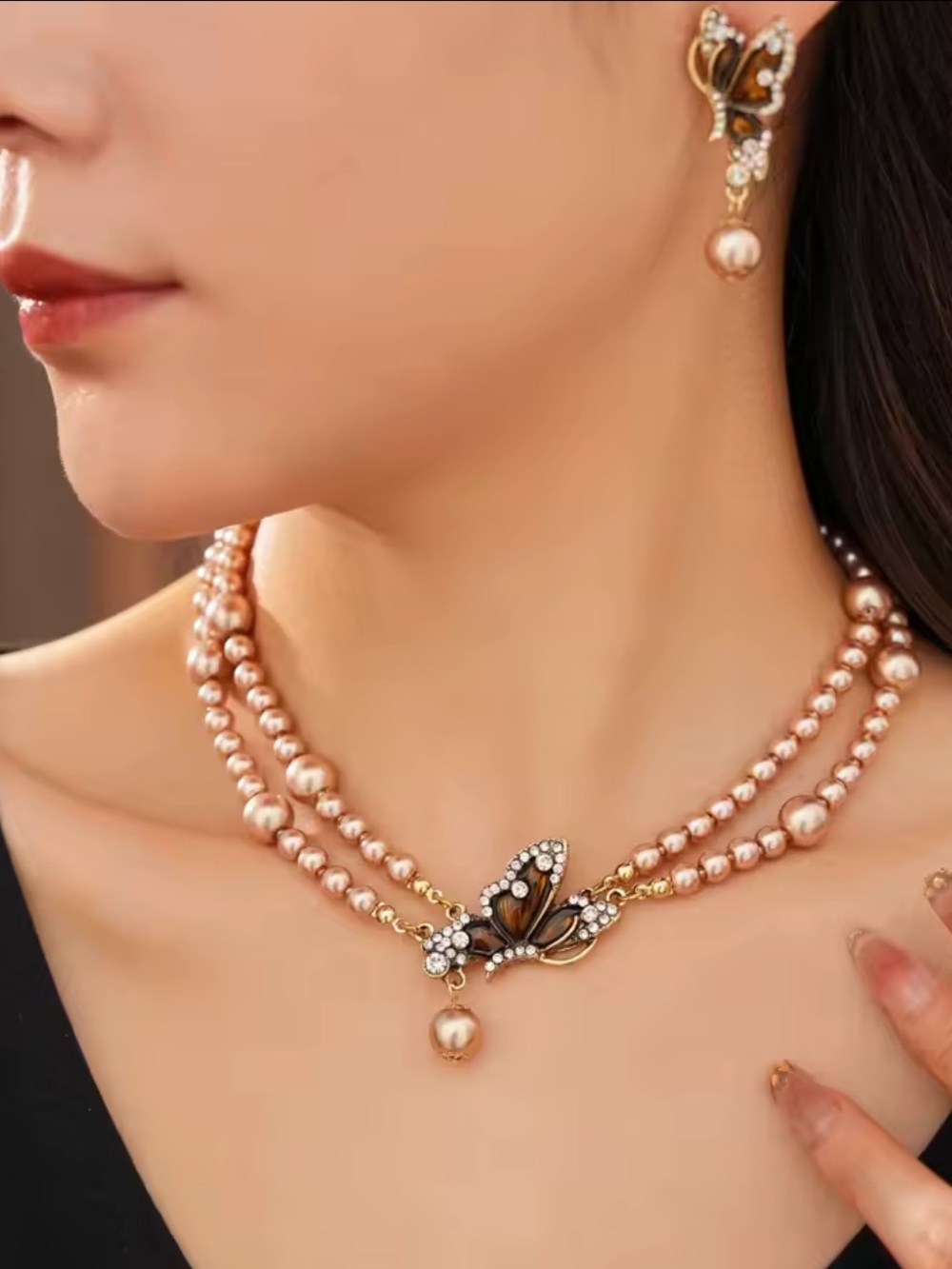 Champagne Pearl Butterfly Necklace Set